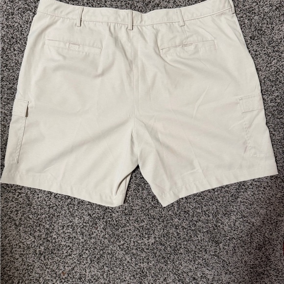 Savane Men's Cream Cargo khaki Shorts Size 44 - Picture 6 of 9
